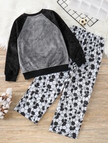 SHEIN 2件組兒童青少年男孩休閒日常百搭舒適足球圖案法蘭絨圓領套頭長袖上衣與寬鬆收口長款睡褲居家服套裝 - 灰色 - 查看 2