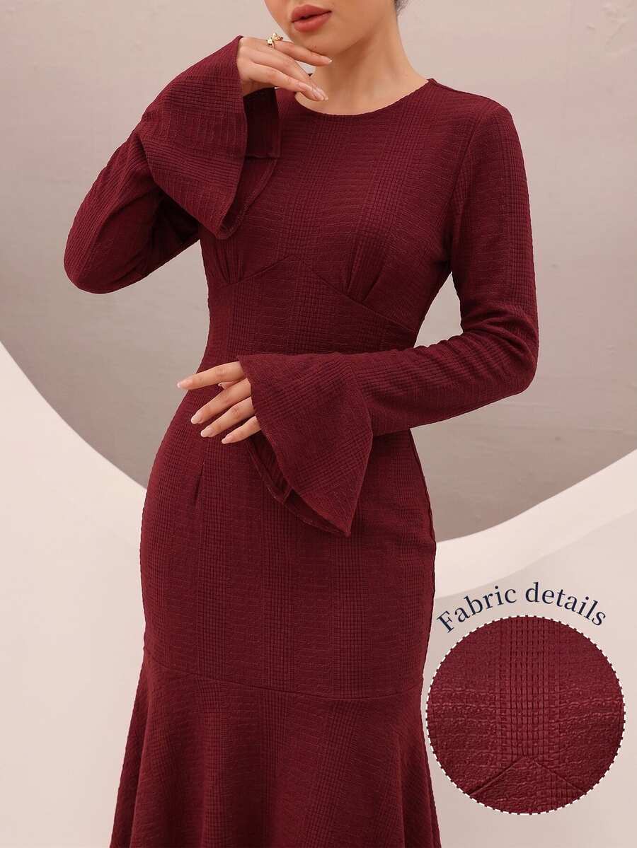 Graceveil Gaun Mermaid Elegan Tekstur Jacquard Lengan Flare Pinggang Cekung untuk Makan Malam Musim Gugur Warna Burgundy
