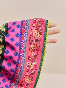 LOTSLUV Blus Wanita Elegan Gaya Boho Musim Gugur, Serbaguna, Berwarna Biru Tua dengan Motif Bunga Mawar Kecil, Kerah Kemeja, Lengan Panjang, dan Hem Bergelombang. - Hitam - View 8