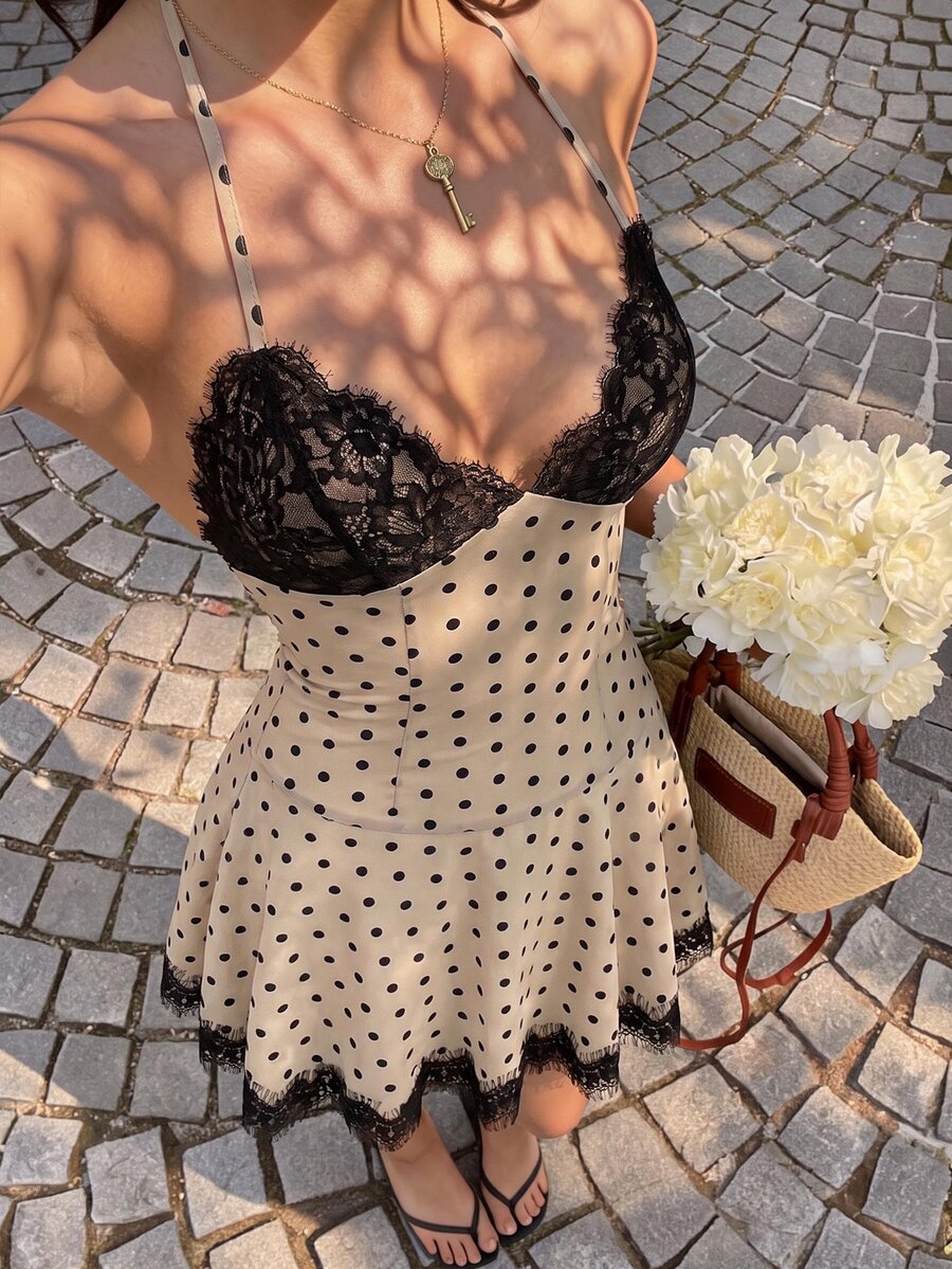 Elamini 女款秋冬杏色波點印花蕾絲拼接迷你洋裝,V領掛脖綁帶露背荷葉邊下擺修身A字裙,復古學院風優雅可愛浪漫休閒日常出遊約會百搭 - 杏色 - 查看 1