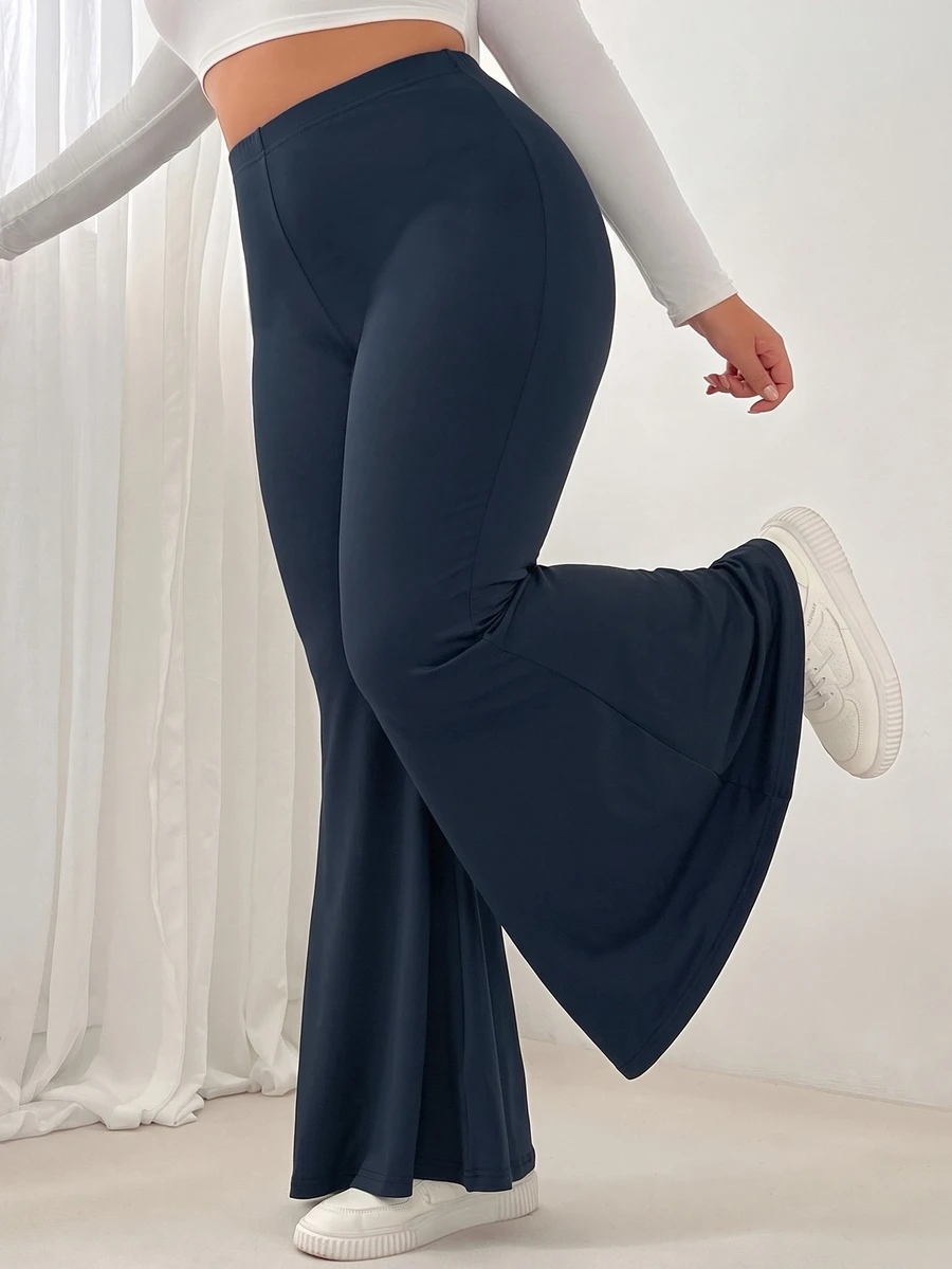 SHEIN EZwear 大尺碼女款純色休閒百搭日常穿著喇叭褲 秋季 - 藏蓝色 - 查看 1