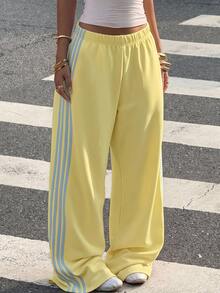 Muchica Plus Size Women's Colorblock Striped Elastic Waist Loose Sweatpants - Pale Yellow - View 1
