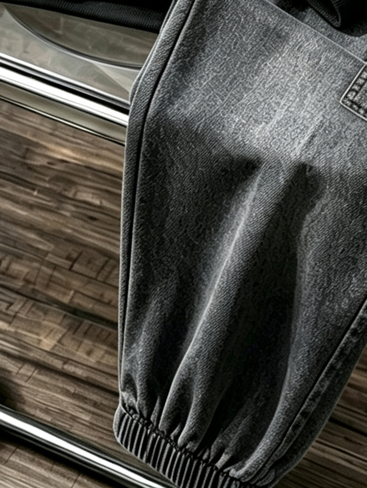 2pcs/Set Young Boy Fashion Minimalist Comfortable Crew Neck Sweatshirt & Cargo Pants Outfit, Minimalist Cool English Letter All-Over Print Design, Suitable For Holiday Party Gathering Casual Comfortable, Little Boy Spring Autumn Winter First Choice Fashion Casual Wear, Spring Autumn Winter Streetwear, Casual Outfit, Back To School Party - Black - View 4