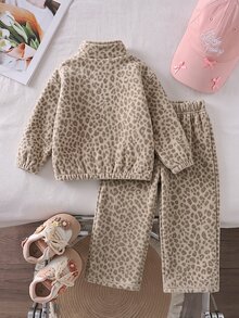 SHEIN 溫柔奶咖波點少女套裝 | 半拉鍊立領抓絨衛衣 + 寬腿長褲，女孩時尚百搭兩件套，適合秋冬休閒穿著 - 彩色 - 查看 2