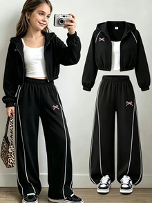 SHEIN 女童 3 件套蝴蝶印花套裝 秋季黑白短版拉鍊連帽外套 + 吊帶上衣 + 寬腿長褲 運動校園休閒風 - 黑色 - 查看 1
