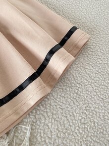 SHEIN 女童 4-8歲 秋冬杏色領翻領長袖蝴蝶結插肩衛衣搭配裙組，溫柔極簡舒適易穿，適合戶外活動、購物等 - 咖啡棕 - 查看 7