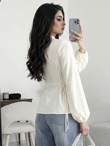 Solavon 女款百搭休閒度假風長袖鈕扣襯衫，收腰設計，淺杏色底色搭配精緻花卉刺繡 - 杏色 - 查看 5