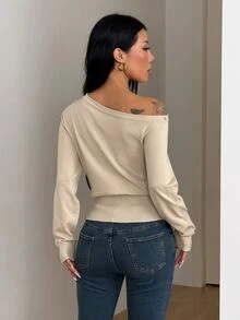 Coolane Sweater Beige Wanita Kasual untuk Musim Gugur/Dingin, Gaya Klasik, Desain Kancing Bahu Asimetris, dan Potongan Pinggang yang Pas - Khaki - View 7