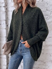 Sprig & Strand Cardigan Wanita Kasual Oversized Lengan Kelelawar Warna Hijau Tua, Rajutan Berbulu, Bagian Depan Terbuka, Cocok untuk Makan Siang, Kantor, dan Musim Gugur. - Hijau - View 3