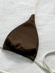 SHEIN Swim 拼色比基尼套裝，包含掛脖三角上衣與高腰包臀短褲，修身顯瘦，適合海灘旅行、海邊度假與溫泉夏季假期泳裝 - 咖啡棕 - 查看 7