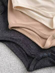 SHEIN Vintaside Kids 3件組男嬰長袖連身衣，柔軟親膚保暖簡約圖案百搭，適合嬰兒，家庭灰色卡其色白色秋季款 - 彩色 - 查看 9