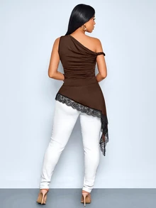 SOLERSUN Atasan Bodycon Wanita Warna Cokelat dengan Satu Bahu, Detail Kerut Asimetris, dan Hem Renda, Gaya Chic Y2K untuk Pesta Malam Hari - Coklat - View 3