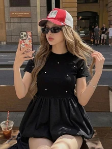 FRIFUL Women's Summer Solid Color Round Neck Short Sleeve Rhinestone Pleated T-Shirt - Black - View 3