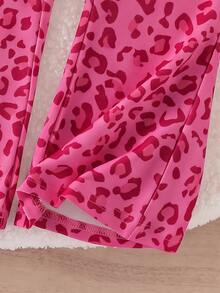SHEIN Elladie kids Tween Girls Striped Bow Decor 2-Piece Outfit, Waffle Knit Long Sleeve Top & Ribbed Flare Pants Set - Hot Pink - View 3