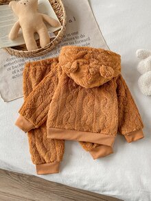 SHEIN 嬰兒男童套裝 3D麥穗毛絨熊刺繡可愛套裝，適合日常穿著與外出，秋冬款 - 棕色 - 查看 3