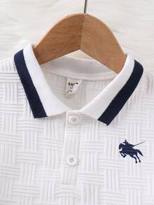 SHEIN 2件組男嬰秋冬白色襯衫、白色 Polo 衫與藍色休閒長褲套裝，襯衫套裝，Polo 套裝，嬰兒服飾，正式套裝 - 彩色 - 查看 6