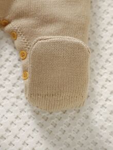 SHEIN 新生兒嬰兒針織連身衣附襪子，彼得潘領 + 精緻刺繡，長袖小紳士舒適風格 米色秋季 - 彩色 - 查看 4
