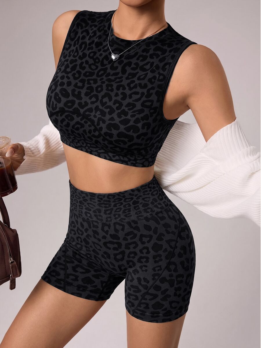 Slayform Slayform Seamless Knit Leopard Print Cropped Top + Shorts Women's Sports Set Suitable For Yoga, Fitness, Workout, Weightlifting - Grey - View 1