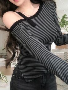 DAZY 女款不對稱肩黑白條紋長袖韓風T恤，秋季夜生活休閒穿搭 - 黑與白 - 查看 5