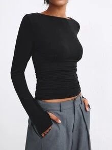 ATUI Studio Atasan Wanita Lengan Panjang Leher Perahu, Kaos Crop Pinggang Ramping dengan Detail Kerut, Blus Kantor Minimalis Bahan Jersey Elastis - Hitam - View 1