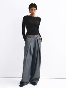 ATUI Studio Atasan Wanita Lengan Panjang Leher Perahu, Kaos Crop Pinggang Ramping dengan Detail Kerut, Blus Kantor Minimalis Bahan Jersey Elastis - Hitam - View 3
