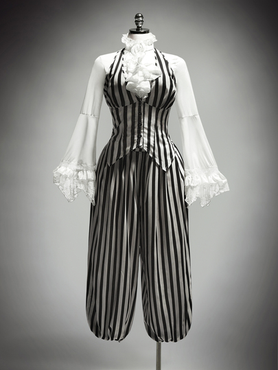 SHEIN ICON Plus Size Vintage Y2K Sexy Black & White Striped Halloween Suit Set, Clown Cosplay Suit Set, Halloween