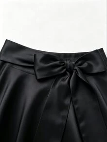 Franclia 秋季休閒黑色緞面蕾絲拼接綁腰女款裙，適合日常穿著、度假與通勤 - 黑色 - 查看 3