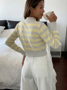 SHEIN 圓領黃灰色拼接條紋修身短版套頭毛衣，秋冬款 - 灰色 - 查看 2