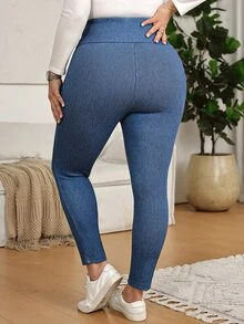 SHEIN CURVE+ Celana Jeans Wanita Ukuran Besar Model Slim Fit Kasual Serbaguna dengan Motif Bordir - Biru - View 2