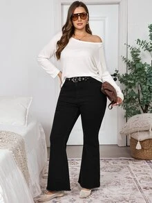 SHEIN CURVE+ بنطلون جينز نسائي مقاس كبير بخصر عالي وساق واسعة بلون موحد - الأسود - مشاهدة 3