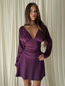 Aloruh Women's Autumn/Winter Deep V-Neck Ruched Waist Flared Mini Dress - Purple - View 5