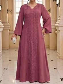 Fleurora Gaun Pesta Elegan Ukuran Besar dengan Dekorasi Renda untuk Musim Gugur - Merah - View 1