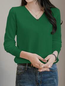 EMERY ROSE Women's Solid Color V-Neck Long Sleeve Casual Knit Sweater, Autumn/Winter Knit Pullover Fall Sweater - Green - View 4