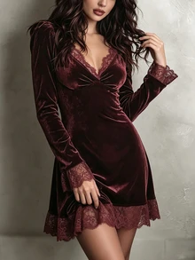 SHEIN Gaun Pendek Renda Patchwork Beludru - Burgundy - View 6