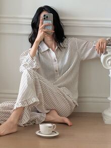 DAZY 可爱条纹荷叶边女士睡衣套装 秋冬服装 - 駝色 - 查看 4