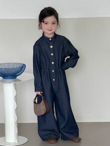 Dazy Kids 女童立領金鈕扣鬆緊腰寬腿牛仔連身褲，長袖復古少女牛仔連身衣 - 深色水洗藍 - 查看 4