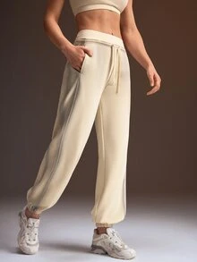 Powerista Celana Olahraga Wanita Warna Beige dengan Pinggang Ganda, Bahan Rajut, dan Bordir Logo - Putih - View 5