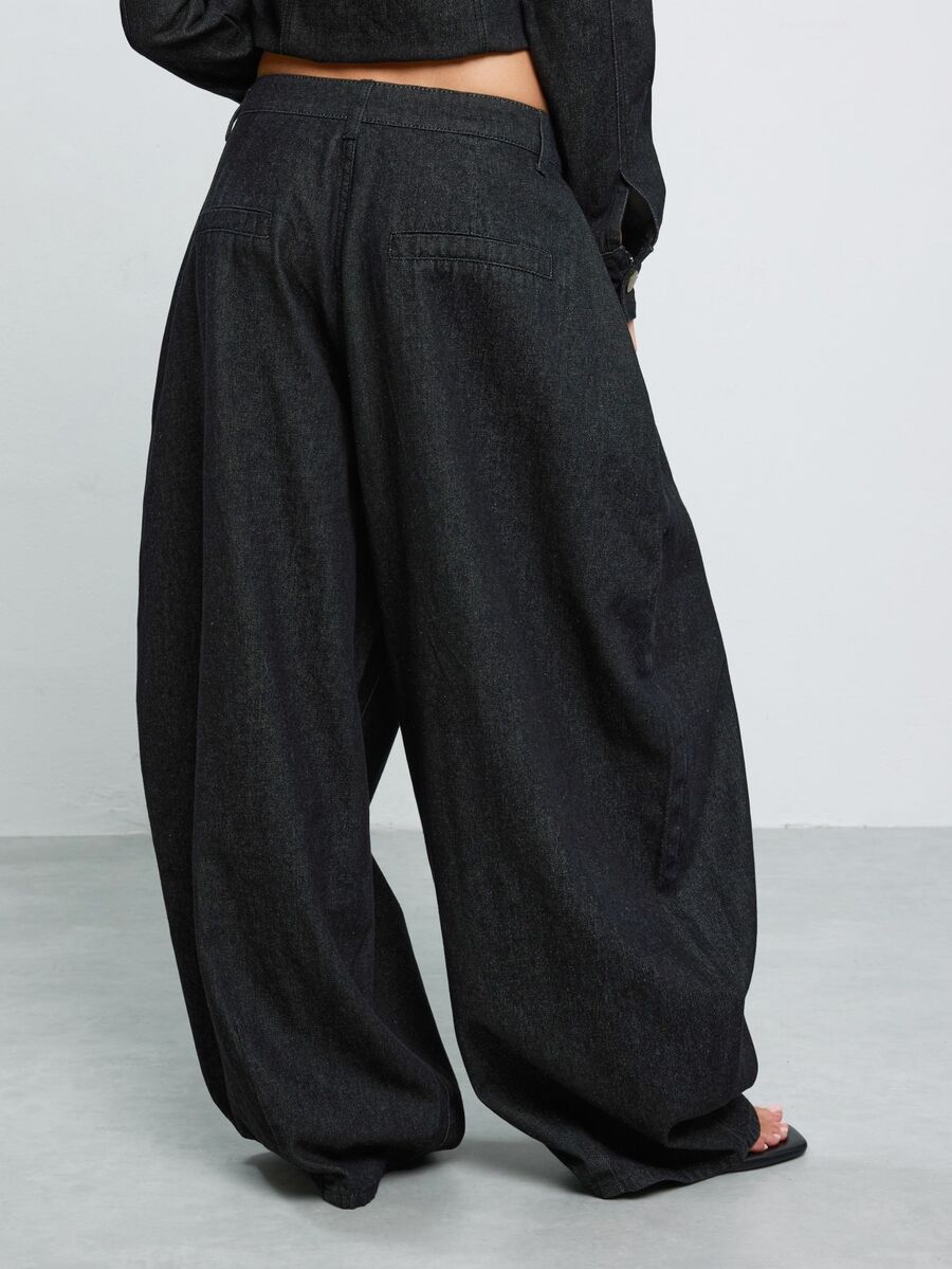 COUREZ Baggy Balloon Jeans In Rinse Wash With Big Button Detail/Y2K Streetwear Denim Pants For Women Summer Club Everyday Going Out Outfits Dark Grey - Black - View 1