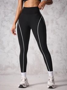 SHEIN Sports 1件装黑白撞色条纹图案七分运动紧身裤瑜伽女裤打底裤 - 黑與白 - 查看 3
