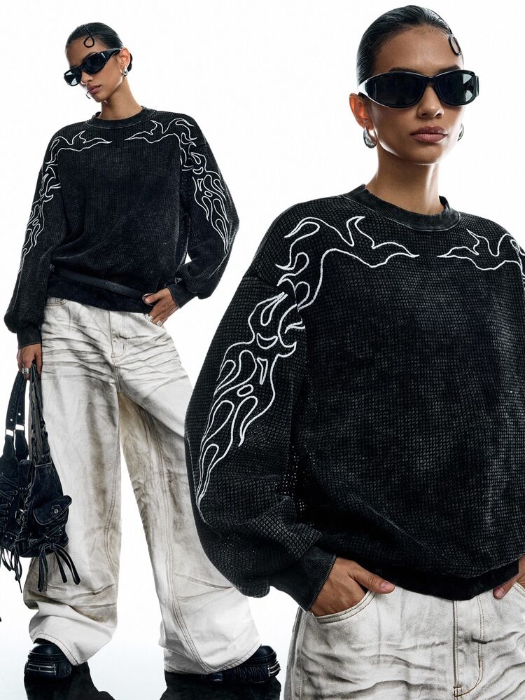 LYSMO Women's Flame Embroidery Round Neck Long Sleeve Loose Casual Streetwear Grunge Sweatshirt Everyday Going Out Black And White Autumn - Black - View 4