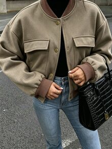 Struktiv Jaket Baseball Pendek Wanita Warna Khaki dengan Kerah Bergaris dan Kancing Emas, Saku, Gaya Minimalis untuk Kantor, Kasual, Musim Semi/Gugur. - MultiWarna - View 4