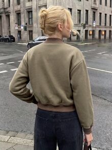 Struktiv Jaket Baseball Pendek Wanita Warna Khaki dengan Kerah Bergaris dan Kancing Emas, Saku, Gaya Minimalis untuk Kantor, Kasual, Musim Semi/Gugur. - MultiWarna - View 2