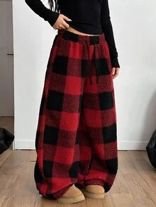 SHEIN 青少年女孩紅色與黑色格紋抓絨寬腿運動褲，休閒百搭貼身低腰抽繩腰鬆寬腿抓絨運動褲，拼色設計，聖誕街頭風，舒適秋冬款式 - 彩色 - 查看 4
