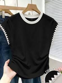 Resyla 女款圓領花卉刺繡休閒上衣 - 黑色 - 查看 1