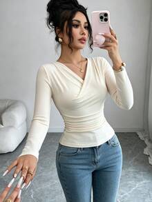Elenzga 女款時尚新款抓皺腰線垂領約會通勤內搭極簡性感優雅T恤 - 杏色 - 查看 1