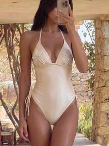 Bonvoyette Traje de baño de una pieza sexy color albaricoque con cuello en V y lazo halter para vacaciones de verano en la playa, con detalle floral, traje de baño fruncido con cordón y flores 3D - Albaricoque - Ver 1