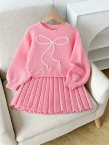 SHEIN 2件組女童毛衣套裝，簡約圓領粉色與白色3D大蝴蝶結裝飾，落肩長袖套頭衫搭配百褶裙，校園可愛風 - 粉色 - 查看 3
