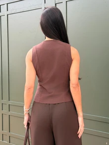 Yohana Edit 女士时尚休闲无袖纽扣衬衫 - 棕色 - 查看 2