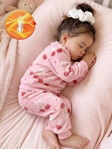 Set Piyama Bayi Perempuan Lucu & Nyaman, Lembut dan Halus, Motif Ceri Merah Muda di Seluruh Permukaan, Leher Bulat, Lengan Panjang, dan Celana, 2 Potong - Dusty Pink - View 2