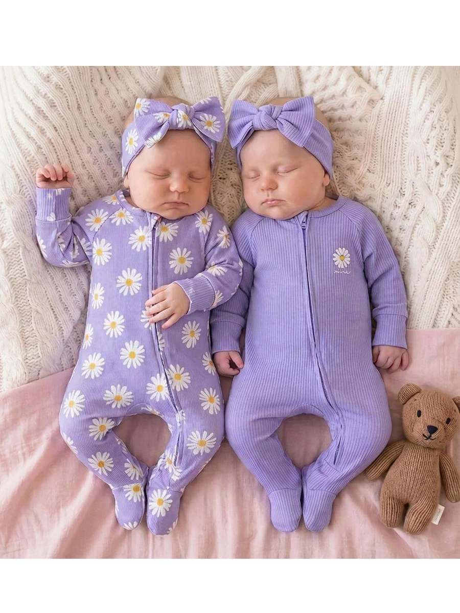 SHEIN Newborn Baby Boy/Girl Daisy Print Pattern Knitted Soft Crew Neck Long Sleeve Jumpsuit - Multicolor - View 1